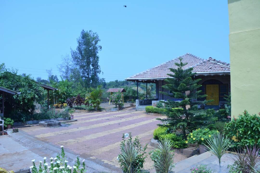 Mango Holiday Resort Kolhapur Esterno foto