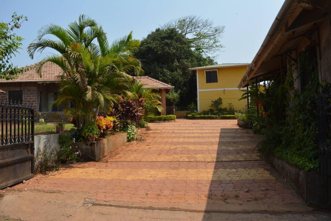 Mango Holiday Resort Kolhapur Esterno foto