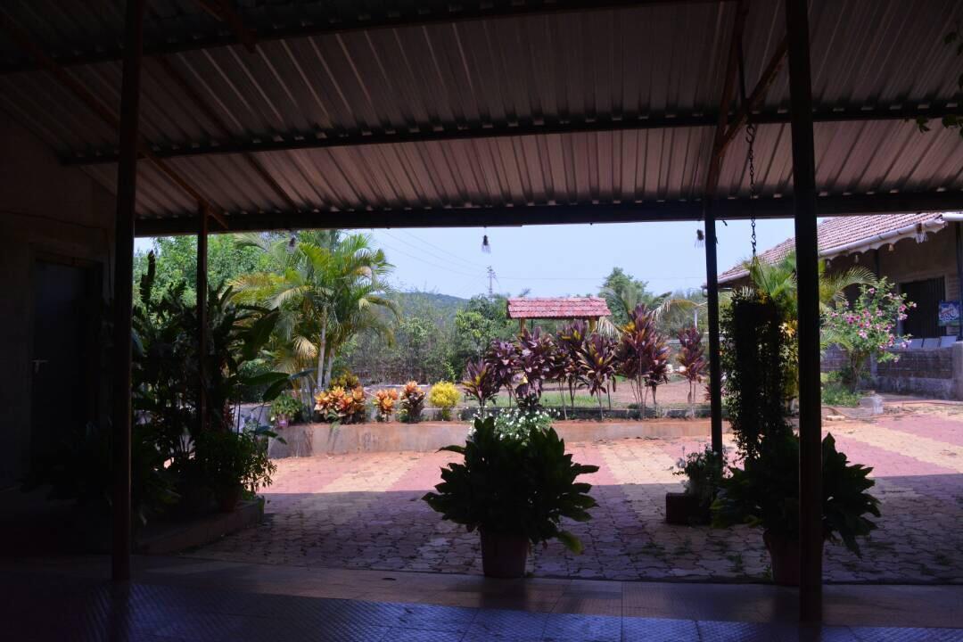 Mango Holiday Resort Kolhapur Esterno foto