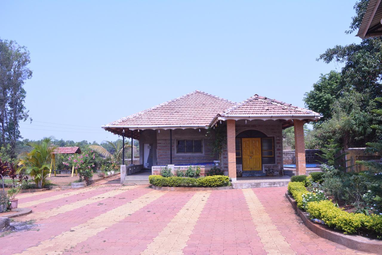 Mango Holiday Resort Kolhapur Esterno foto